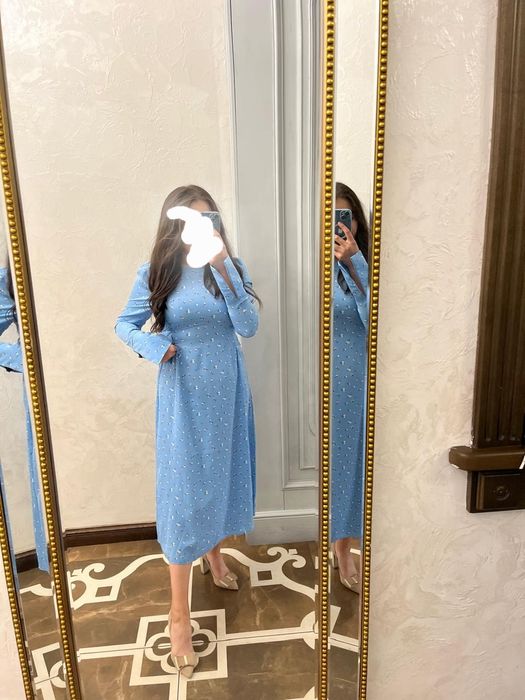 Продаю красивое платье. Надевалось один раз, состояние отличное. 42-46