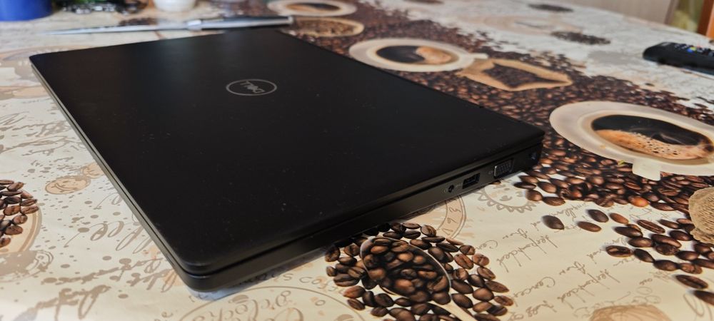 Лаптоп Dell latitude 5490