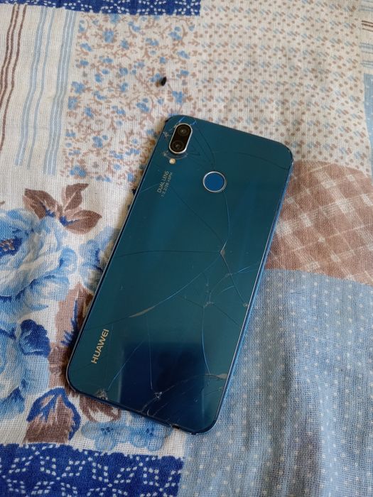 Хуавей p20 lite kor dok bar. Zaryadshik joq, islewi jaqsi