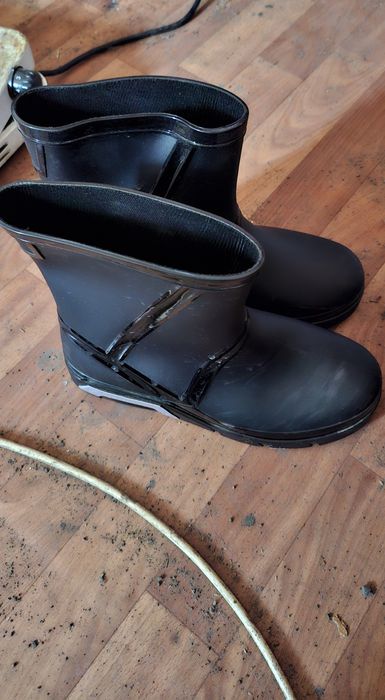 резиновые сапоги летние