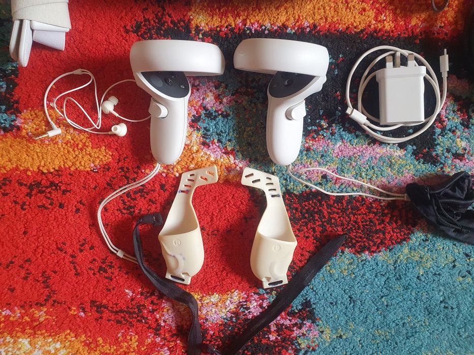 Setul VR OCULUS Quest 2 Plus, 256 GB