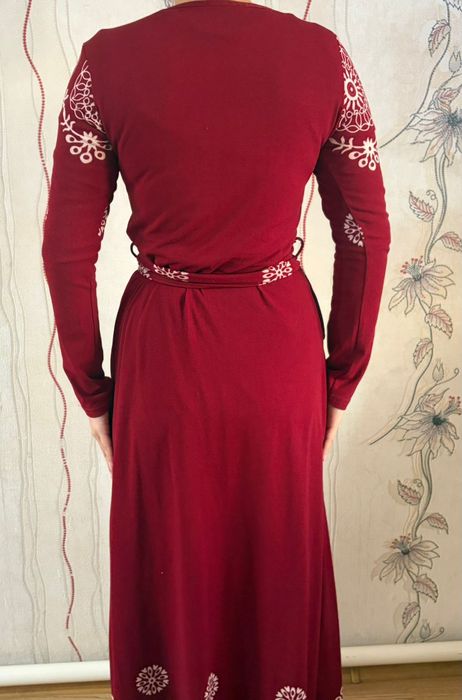 Продается платье