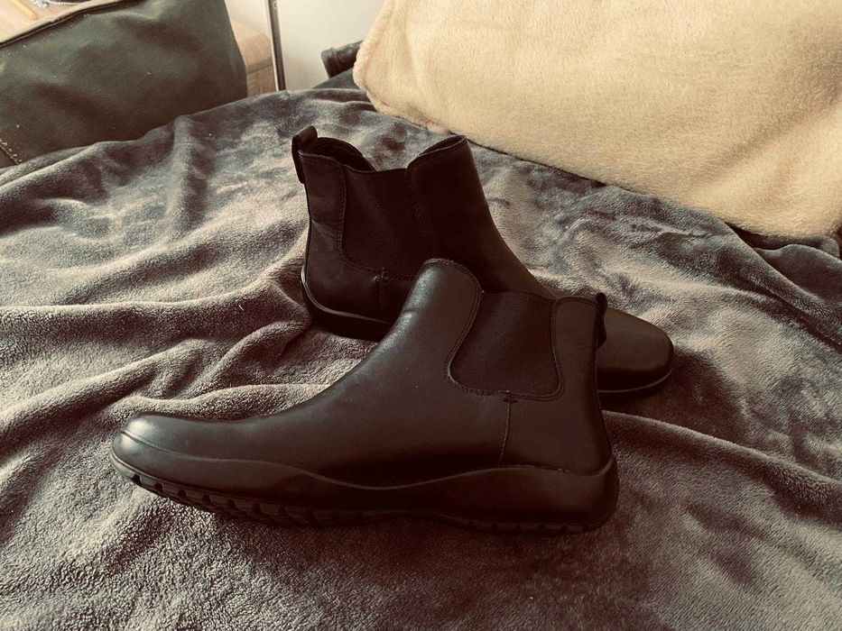 Ghete negre Geox nepurtate