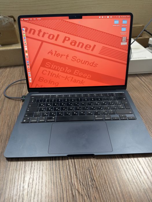 Срочно продается Макбук М2/256 работает отлично