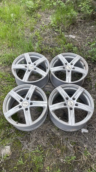 Продам диски R17 в хорошем состоянии