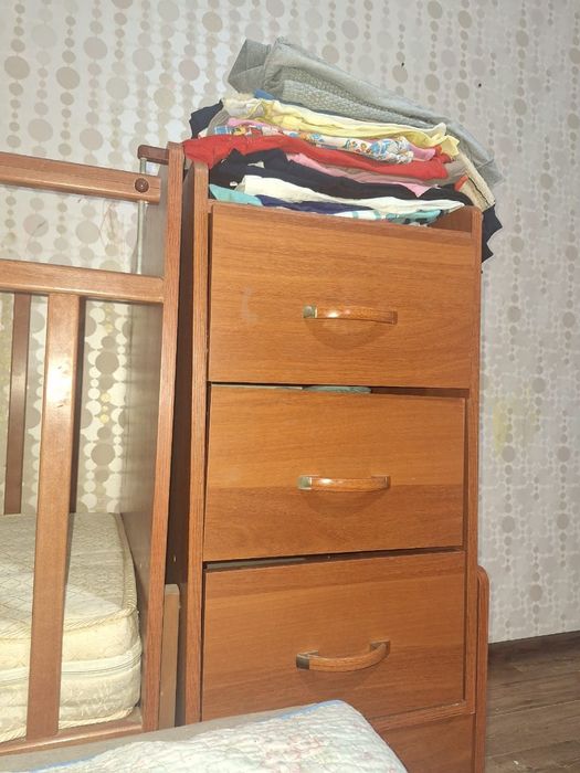 Продам детскую кроватку