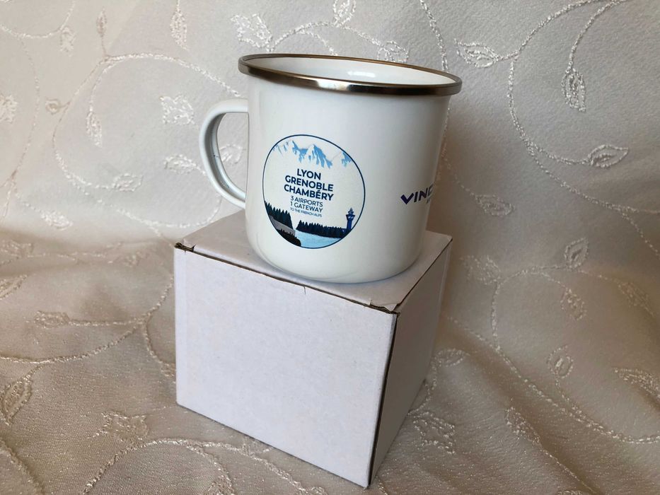 Метално емайлирано канче, бяло със сребрист кант, ретро стил, ново