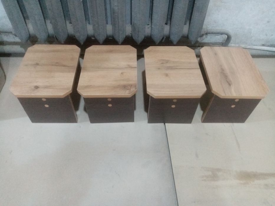 Продам новые маленькие табуретки!