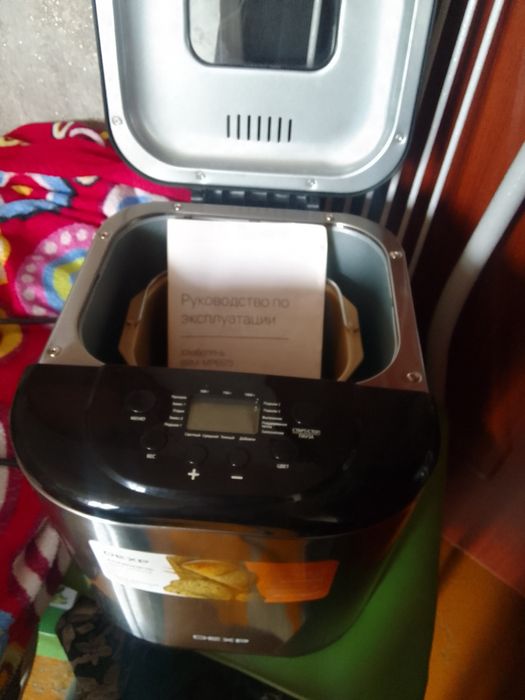 Продам хлебопечку 20000тг