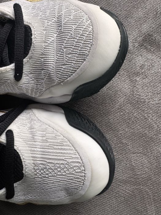 Маратонки найк  детски 37,5 номер Nike Giannis Immortality 4