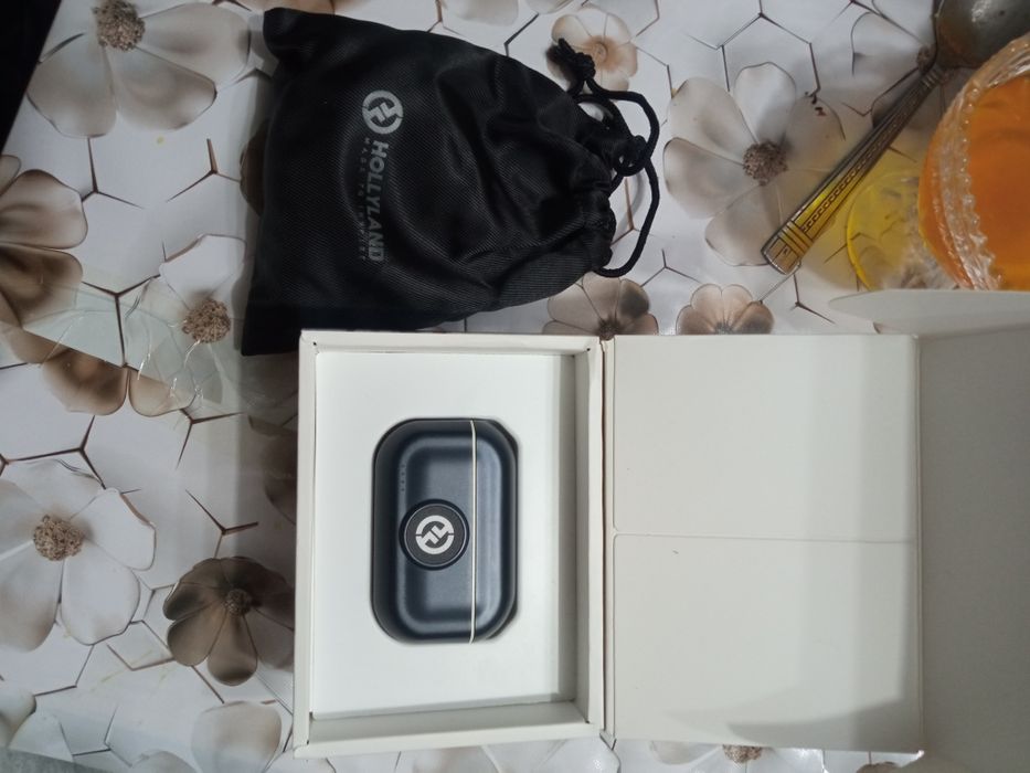 Hollyland LARK M2! Петличка