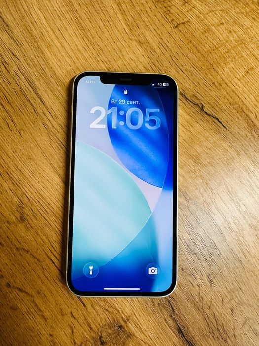 Продам iphone 12 128gb