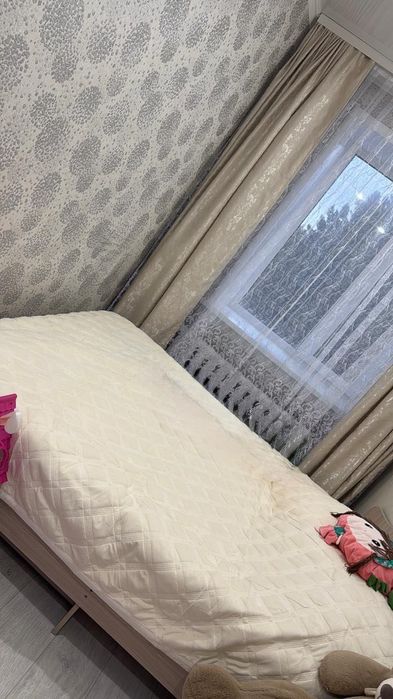 Продам кровать двух спальную в хорошем состоянии с матрасом
