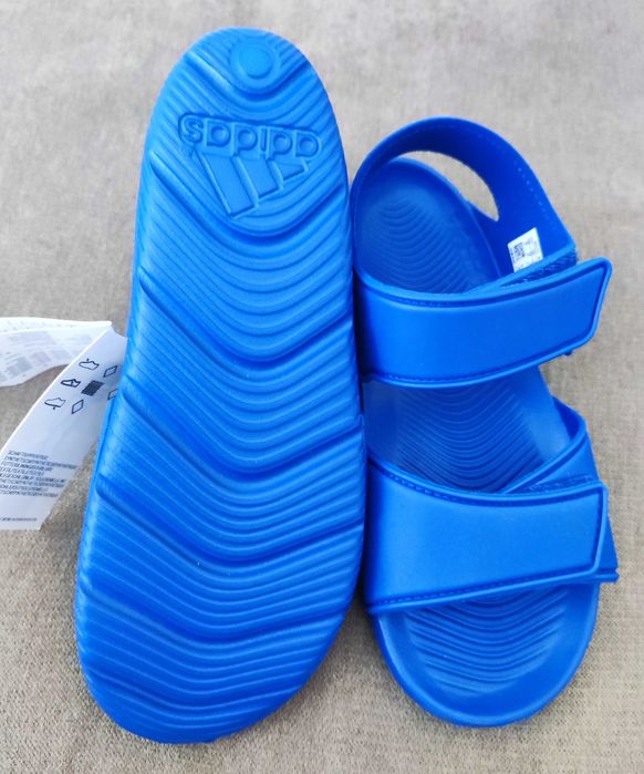 Нови оригинални сандали Adidas за момче- номер 33