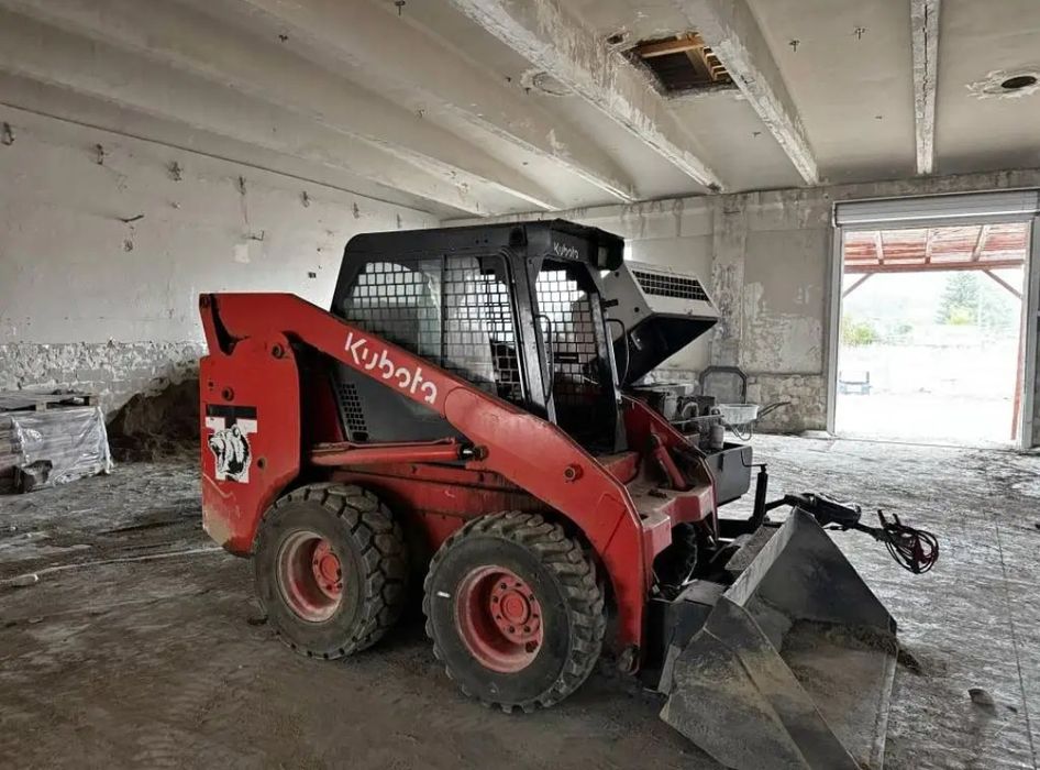 Bobcat Kubota (3.5 tone -4 pistoane)