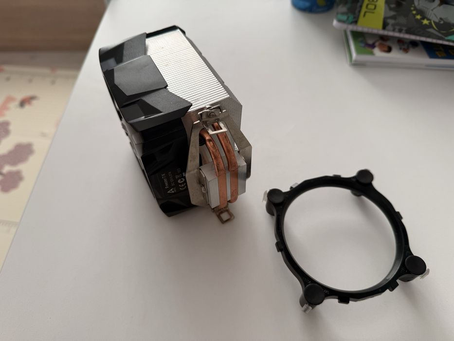 ARCTIC FREEZER 7 X охладител за процесор