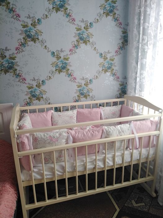Продам детскую коечку.