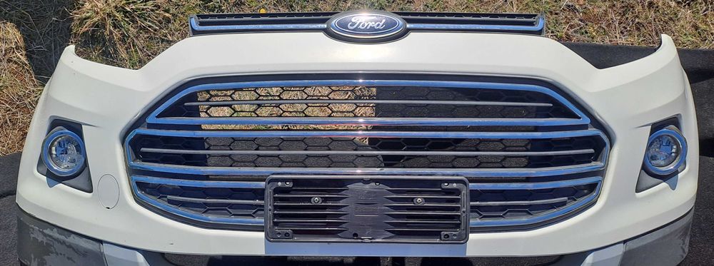 Централна решетка и халогени с капаци от FORD ECOSPORT 1.0 125К.С