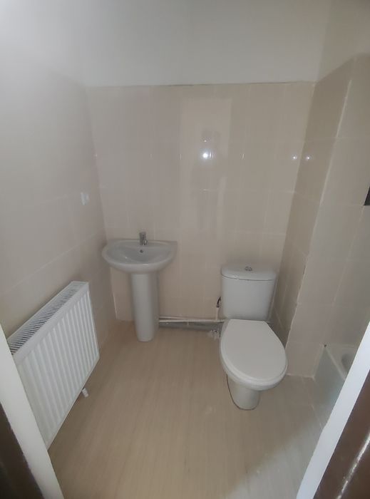 Сергили метрони 3чи бекати 1хона 30квадрат 39минг