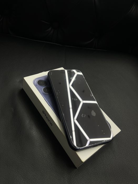 Продам Iphone 17 pro 256