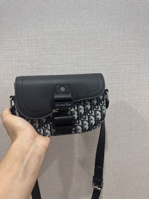 Продам сумку christian dior
