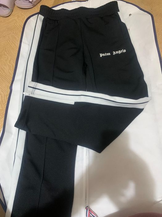 Vând pantaloni palm angels originali