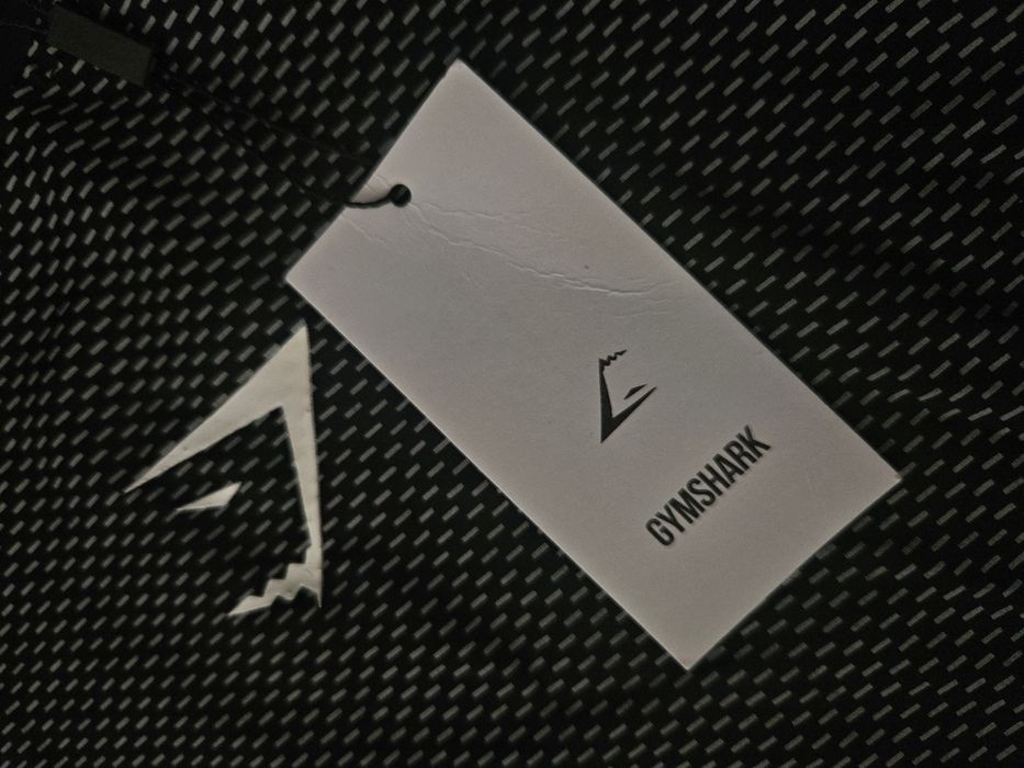 Gymshark Onyx V5 compression shirt