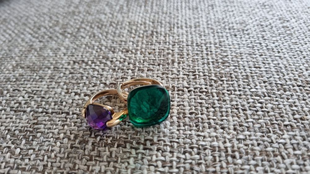 Красив пръстен в два цвята и обици