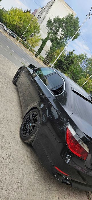 Добавка задни странични стъкла Bmw E60