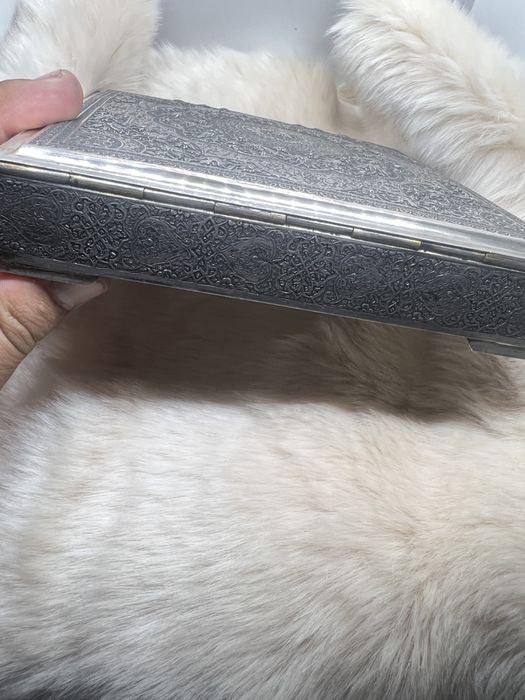 Elegantniy serebrenaya wkatulka  925proba 600gr