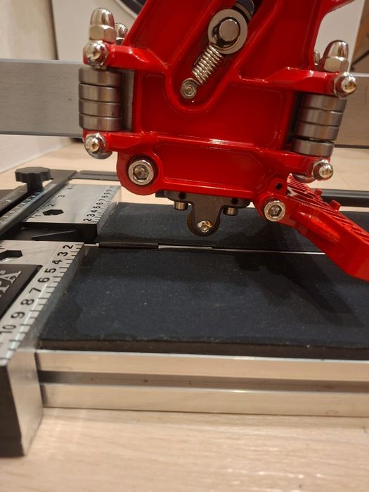 Плиткорез продам