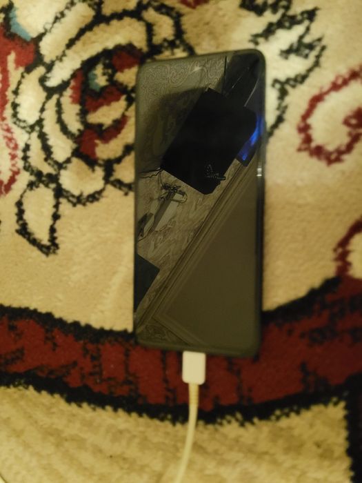 Redmi 12  8+8/256гб память