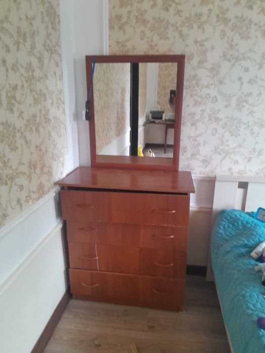 комод с зеркалом,