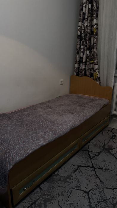 Продаются две кровати с матрасом