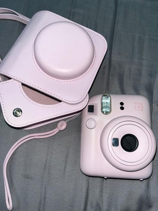 InstaX mini 12.