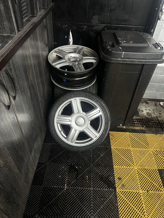 Продам торусы на 16