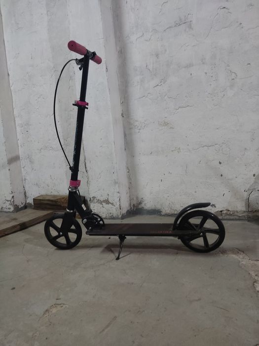 Детский самокат .