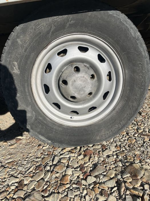 Шины 225/75/16 уазга