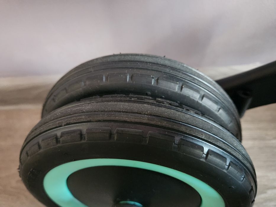 Триколката 2 в 1 на марката Chipolino Баланс колело - триколка