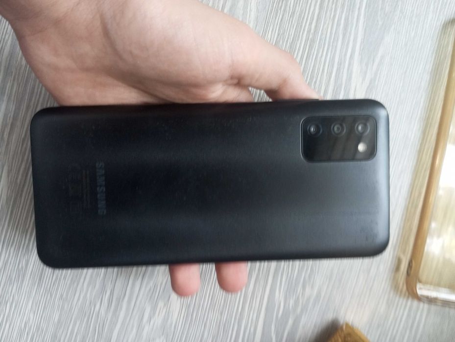Galaxy A03s sotiladi yaxshi holatda