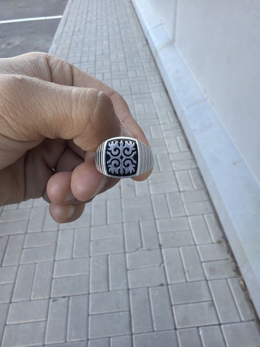 Продам печатка кольцо 19 размер