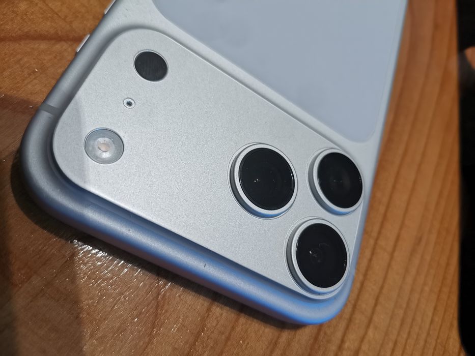 iPhone 17 pro max