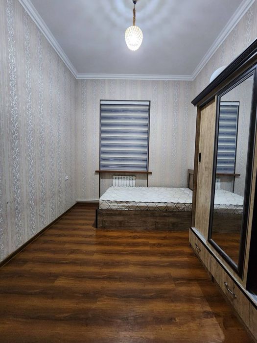 2х комнатная в центре Чирчика с мебелью и техникой