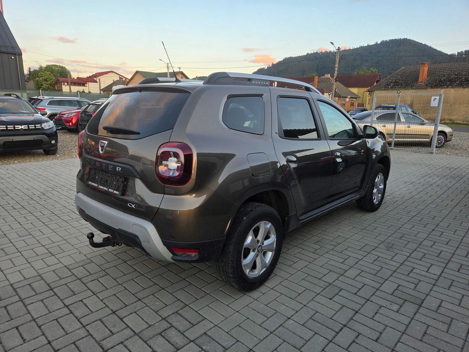 Vand Dacia Duster cu GPL