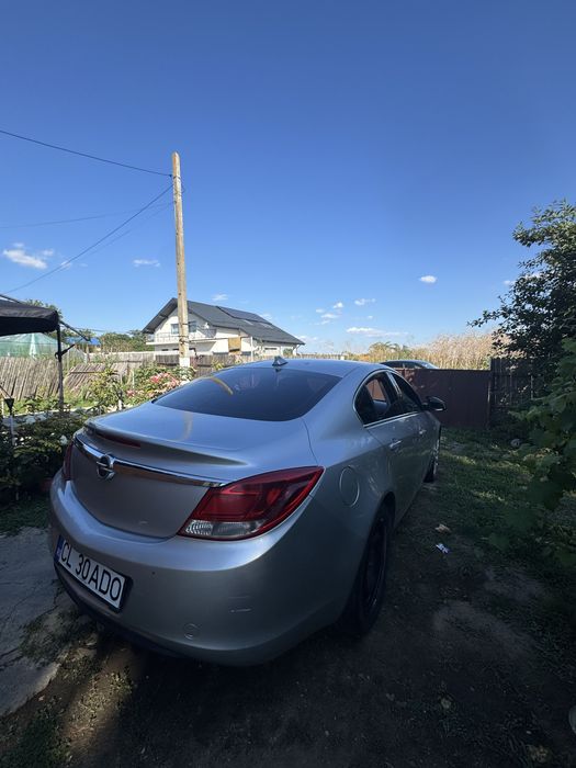 Opel Insignia  2.0 CDTI