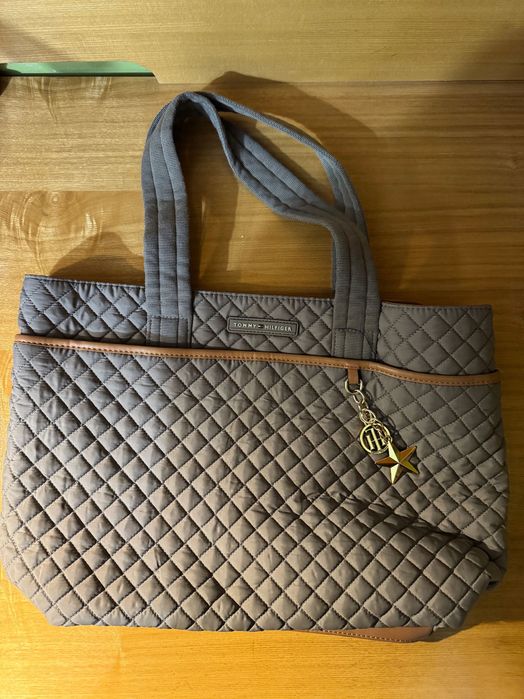 Tommy Hilfiger използвана само веднъж, в много добро състояние