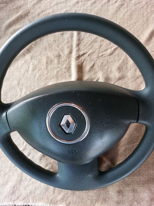 Vand volan  nou de Renault