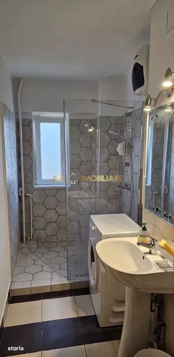 Garsoniera de inchiriat | Unirii | Metrou | Mobilat