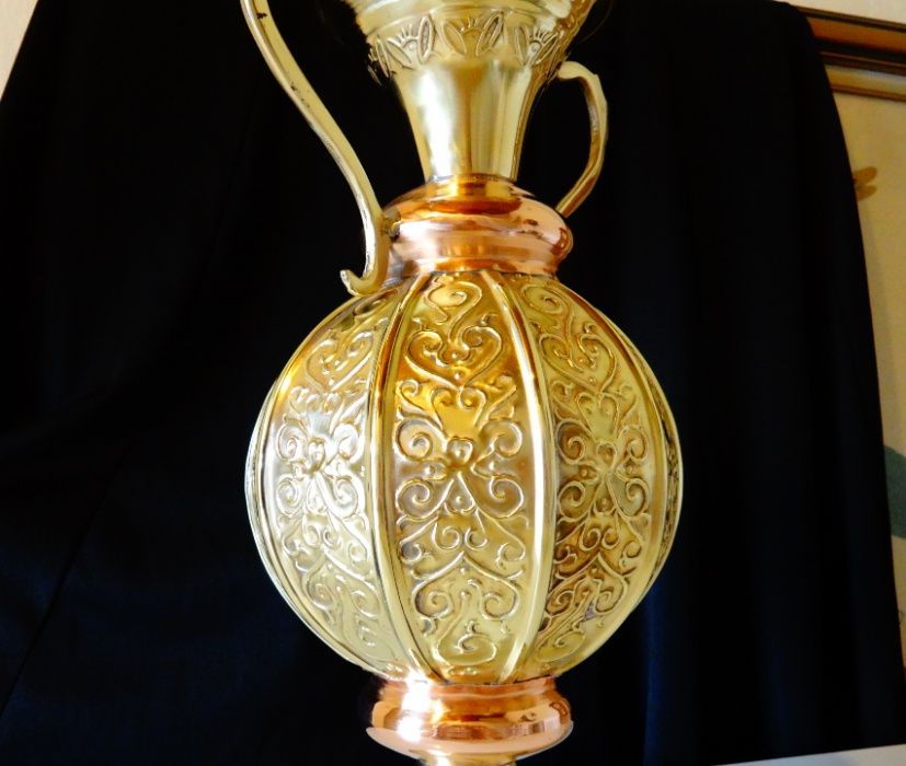 Медна ваза,медна кана,амфора 1.6 кг.