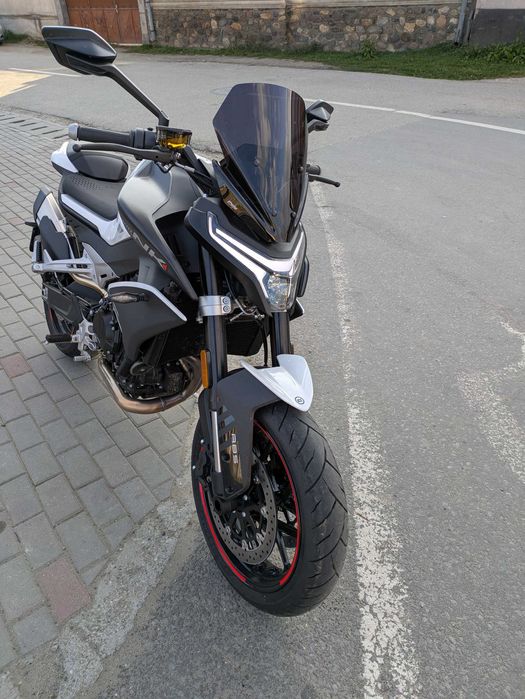 motocicleta cfmoto 800 nk